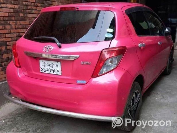 Toyota Vitz JEWELA 1.0L PUSH 2011