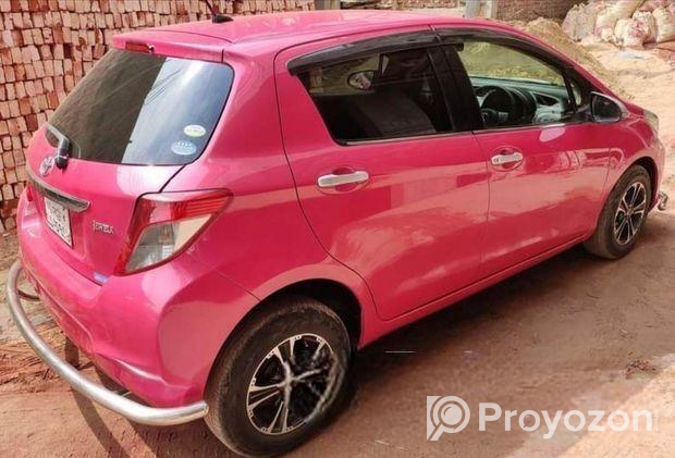 Toyota Vitz JEWELA 1.0L PUSH 2011