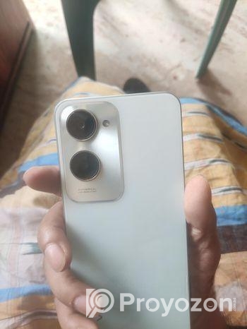 Vivo Y18 6-128 (Used)