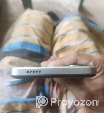 Vivo Y18 6-128 (Used)