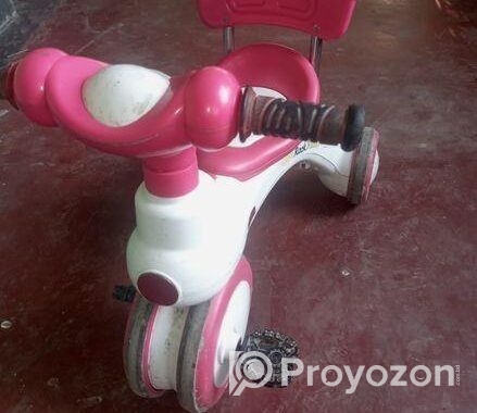 Rockrider ছোট বাচ্চাদের গাড়ি তিন মাস ব্যবহৃত হয়