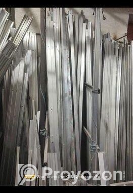 পুরাতন থাই গ্লাস বিক্রি করা হবে
