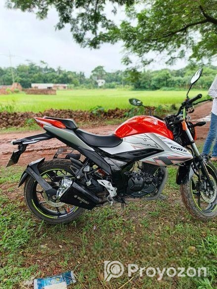 Suzuki Gixxer SF . 2024