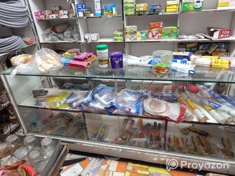 দোকানের ডিসপ্লে রেক