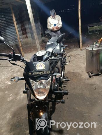 Suzuki Gixxer . 2022