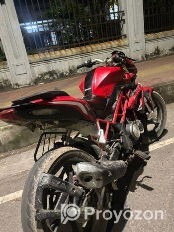Benelli TNT 150 . 2019