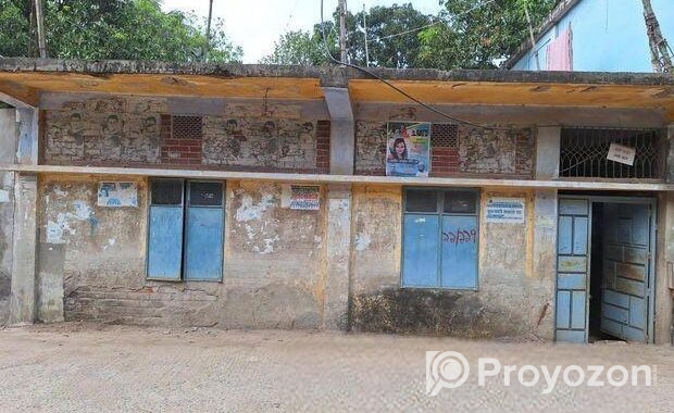 ডেমরাতে ৩.৩০ কাঠা জমি বিক্রি করা হবে।