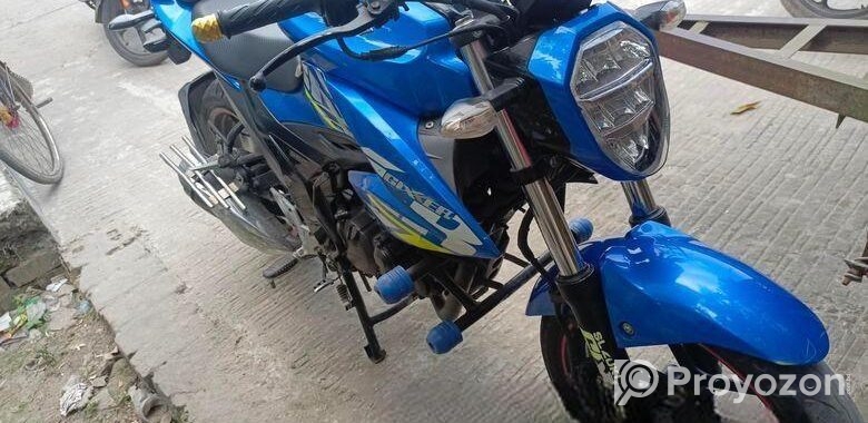 Suzuki Gixxer . 2021
