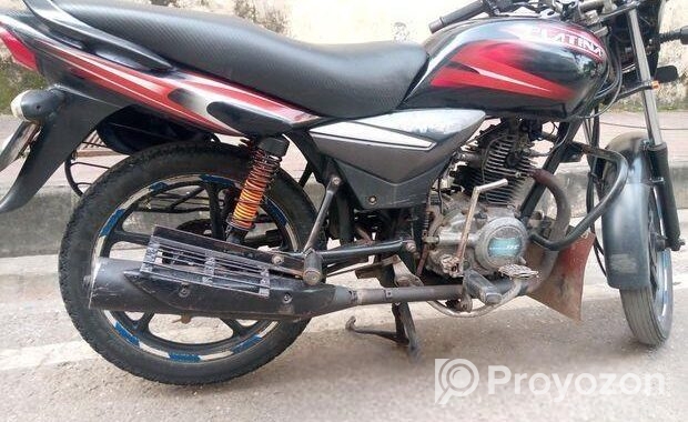 Bajaj Platina . 2016