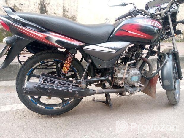 Bajaj Platina . 2016