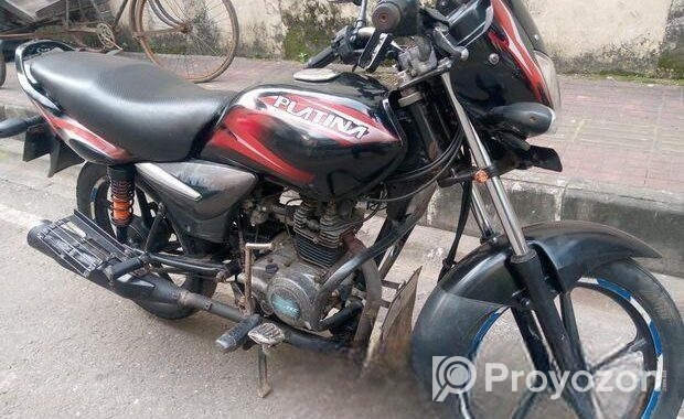 Bajaj Platina . 2016