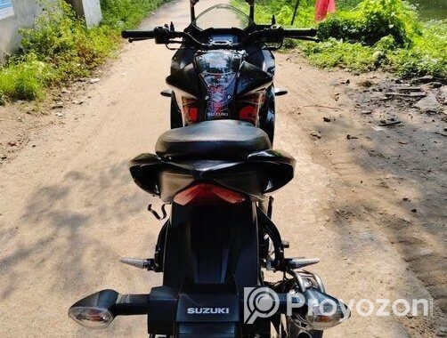 Suzuki Gixxer 2016