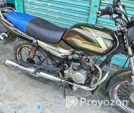 Bajaj CT 100 . 2014