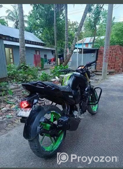 Yamaha FZ v1 2012