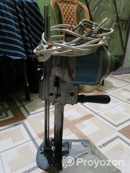 গার্মেন্টসের কাটার মেশিন