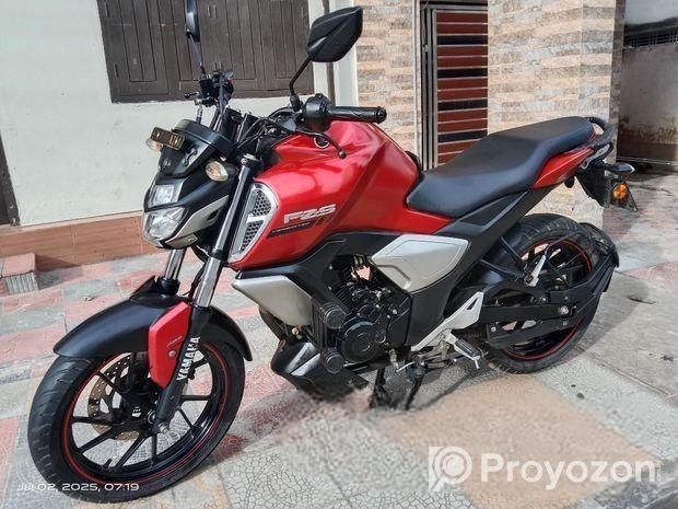 Yamaha FZS V3 2022 MAT RED