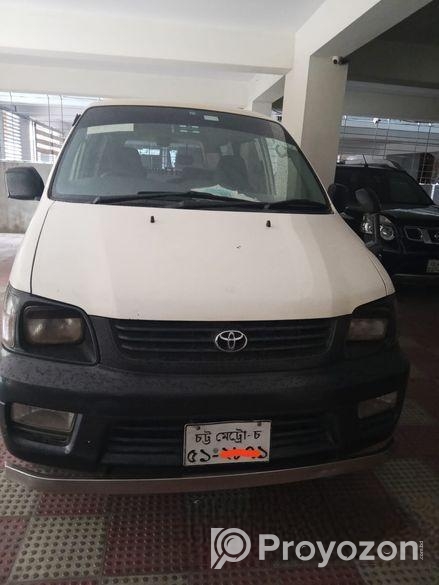 Toyota Noah ka42 2005