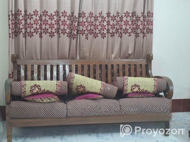 সোফা সেট বিক্রয় চলছে