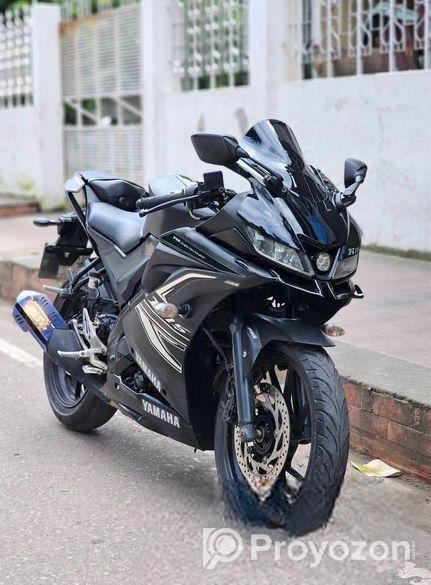 Yamaha R15 V3 2022