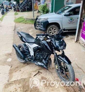 TVS Apache RTR . 2023