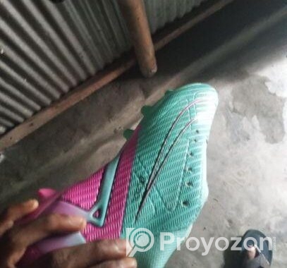 Sports Shoe