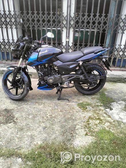 Bajaj Pulsar 150 . 2021