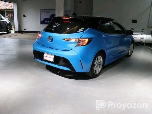 Toyota Corolla . 2020