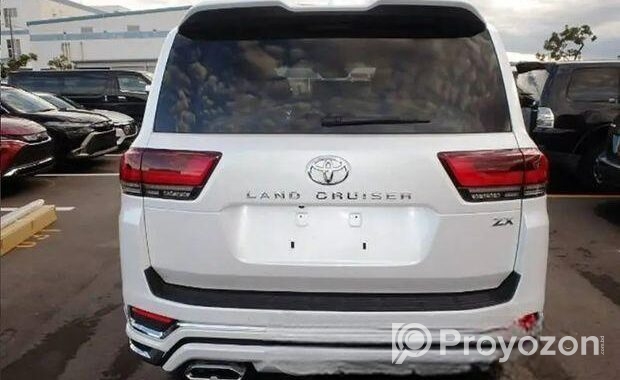 Toyota Land Cruiser Zx 3.5L Patrol V8 2022