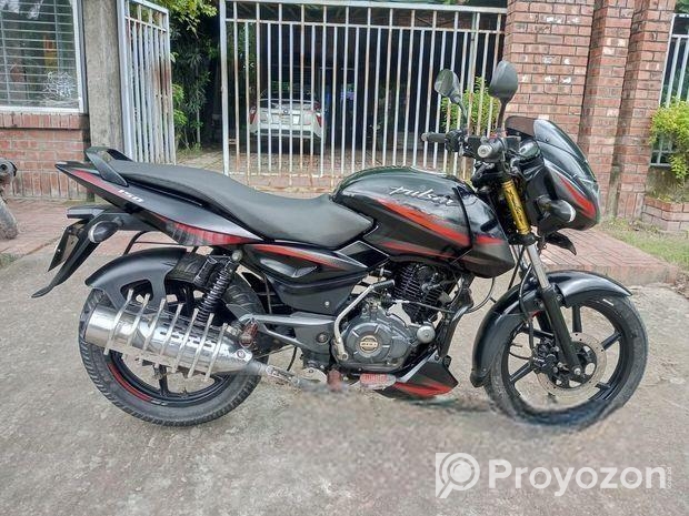 Bajaj Pulsar 150 মোটরসাইকেল 2021
