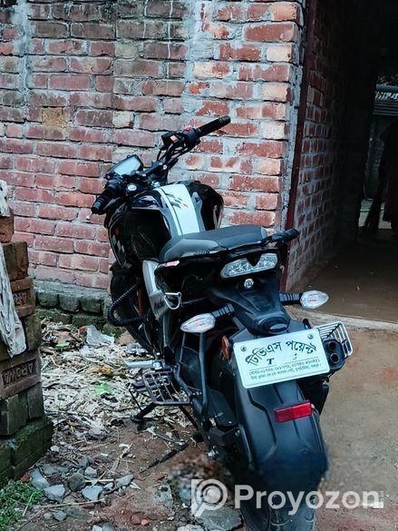 TVS Apache RTR 160 . 2022