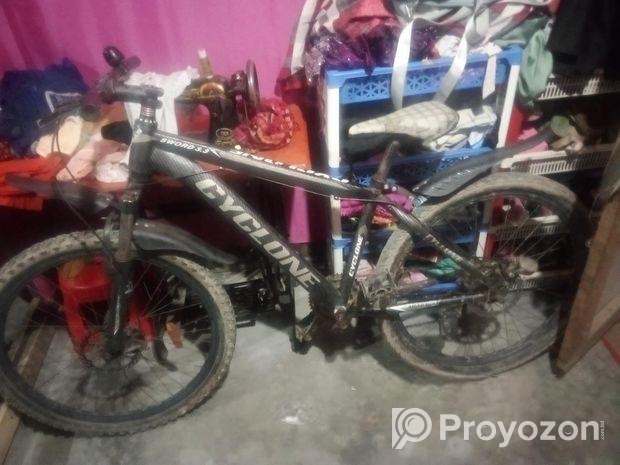 হাইডোলিক চাইকেল