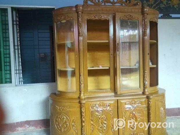 চমৎকার কাঠের শোকেস বিক্রি হবে