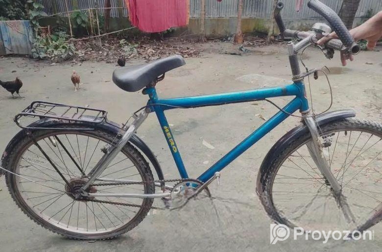 সাইকেলটি আর্জেন্ট বিক্রি করা হবে