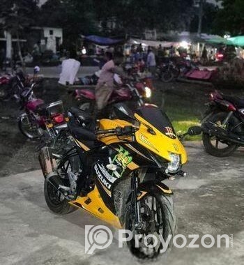 Suzuki GSX R150 ABS . 2022