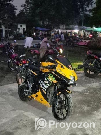 Suzuki GSX R150 ABS . 2022