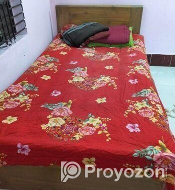 লোহা কাঠের সিঙ্গেল খাট