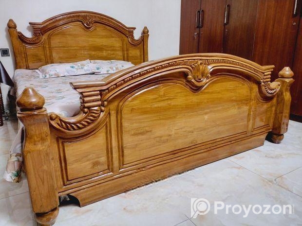 সেগুন কাঠের খাট