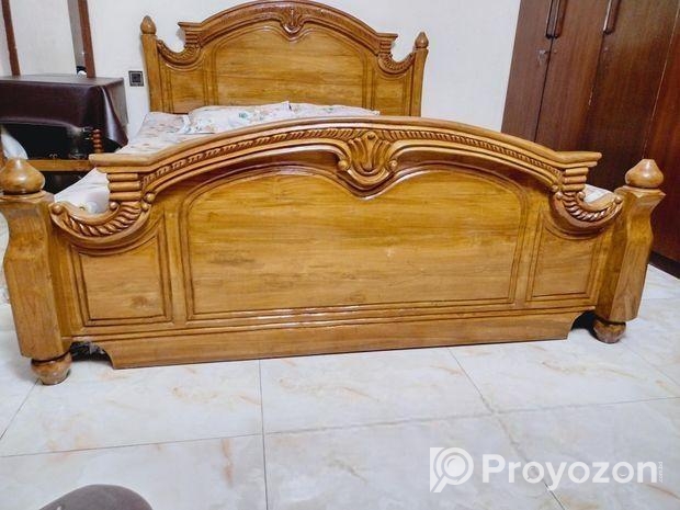 সেগুন কাঠের খাট