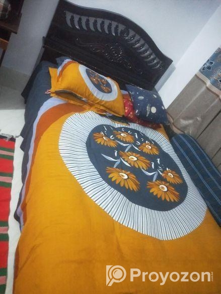 ৭ ফিট বাই ৪ খাট