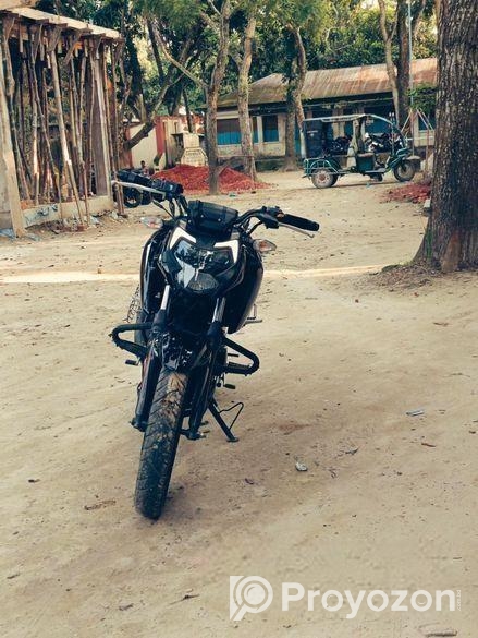 TVS Apache RTR 160 . 2022