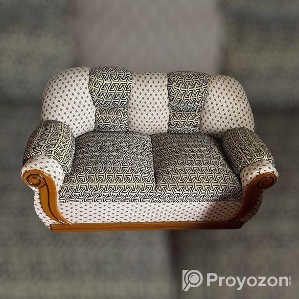 দুই সিটের সাদ্দাম সোফা