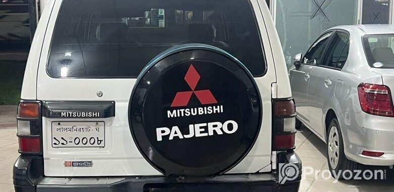Mitsubishi Pajero probity 2007