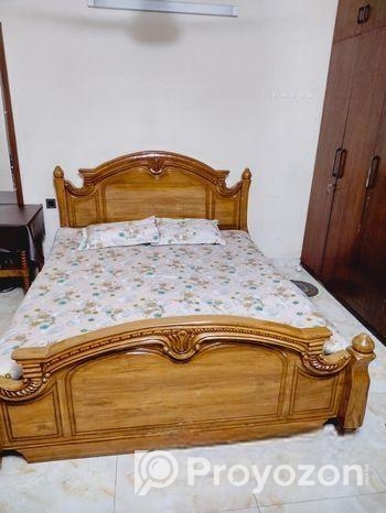 সেগুন কাঠের খাট