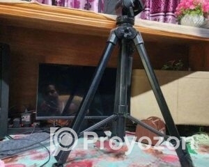 fitted-26_2025-10-26_23-32-18