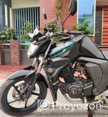 Yamaha FZS V2-SD 2017