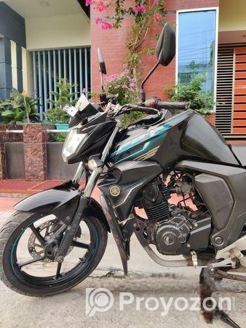 Yamaha FZS V2-SD 2017