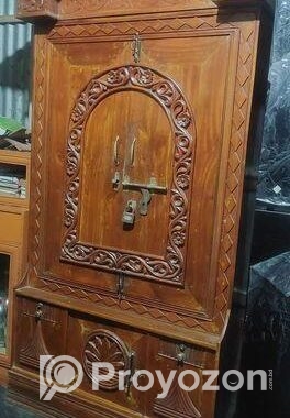 আলমারী বিক্রি হবে