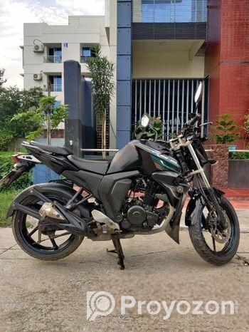 Yamaha FZS V2-SD 2017