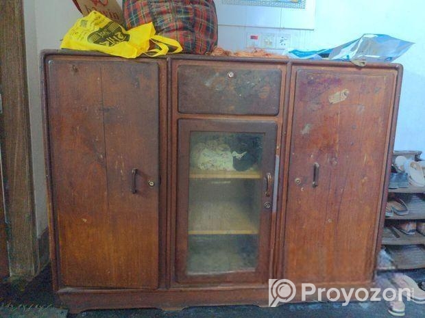 ওয়ারড্রব,