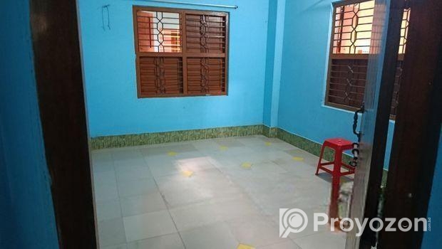 ২ রুমের ফ্ল্যাট ভাড়া হবে অক্টোবর থেকে ফ্যামিলির জন্য